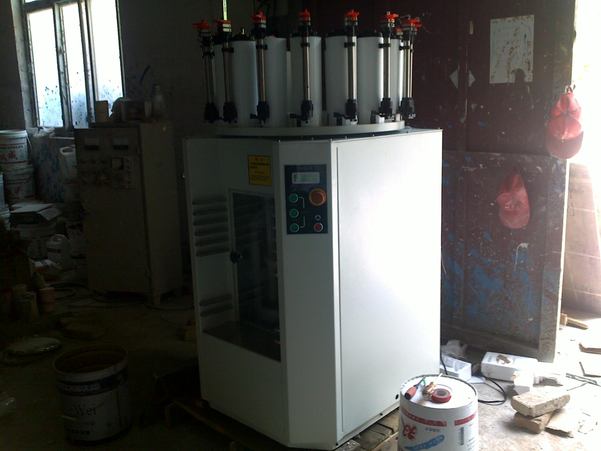 濟南賦彩調色混勻一體機